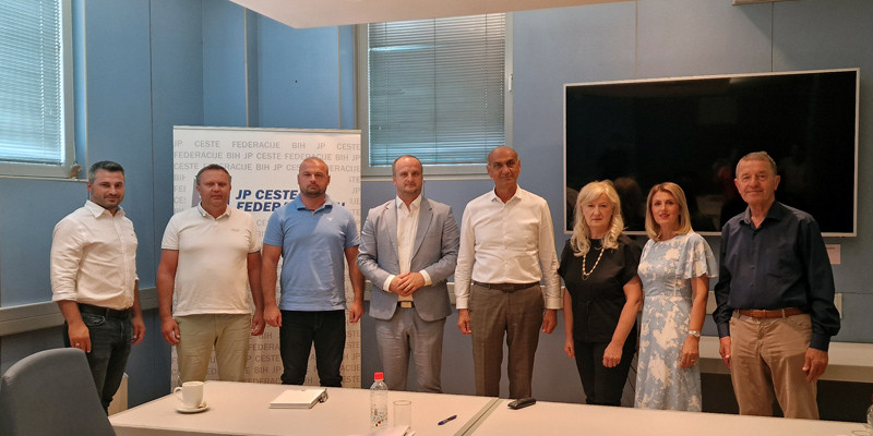 Potpisani ugovori za redovno održavanje magistralnih cesta u Federaciji BiH vrijedni vi&scaron;e od 46 miliona KM